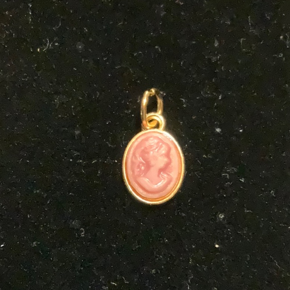 Cameo pendant for earrings or pendant for necklace Vintage Inspired